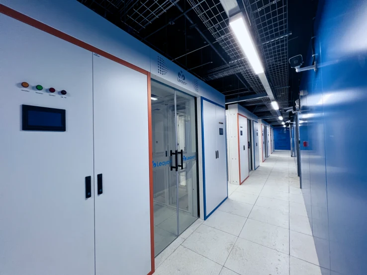 Yunman IDC, Shanghai · installed cabinet infrastructure